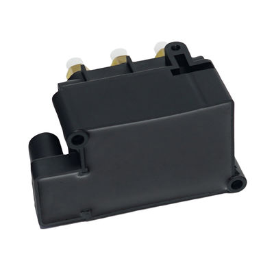 アウディ A8 A6 S8 A7L RS6用のエアサスペンションバルブブロック 4N0616013A