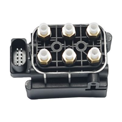 アウディ A8 A6 S8 A7L RS6用のエアサスペンションバルブブロック 4N0616013A